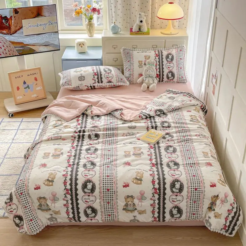 Lolita Style Lace Summer Thin Comforter Cotton Filling Lightweight Air Condition Quilt Bed Sleeping for 150X200CM Blanket Quilt